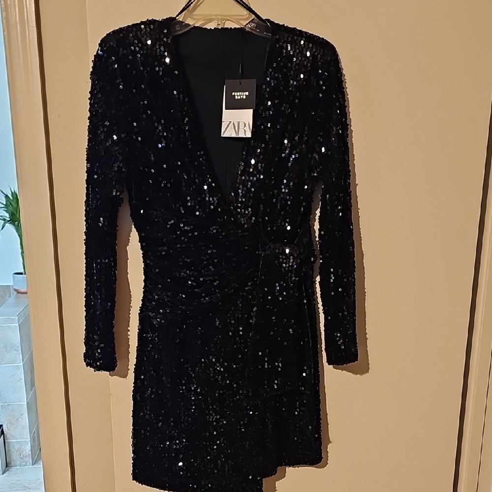 Zara Elegant Black Sequin Long Sleeve Dress